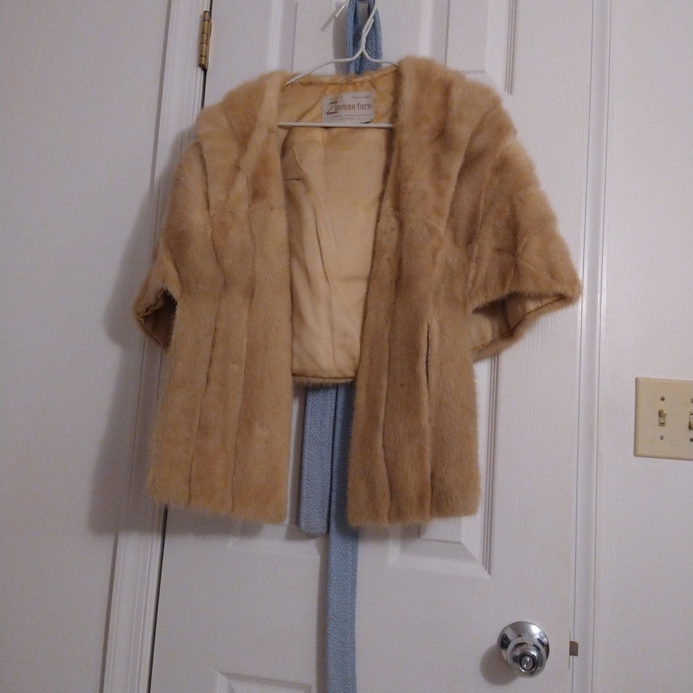 Elegant Tan Faux Fur Jacket